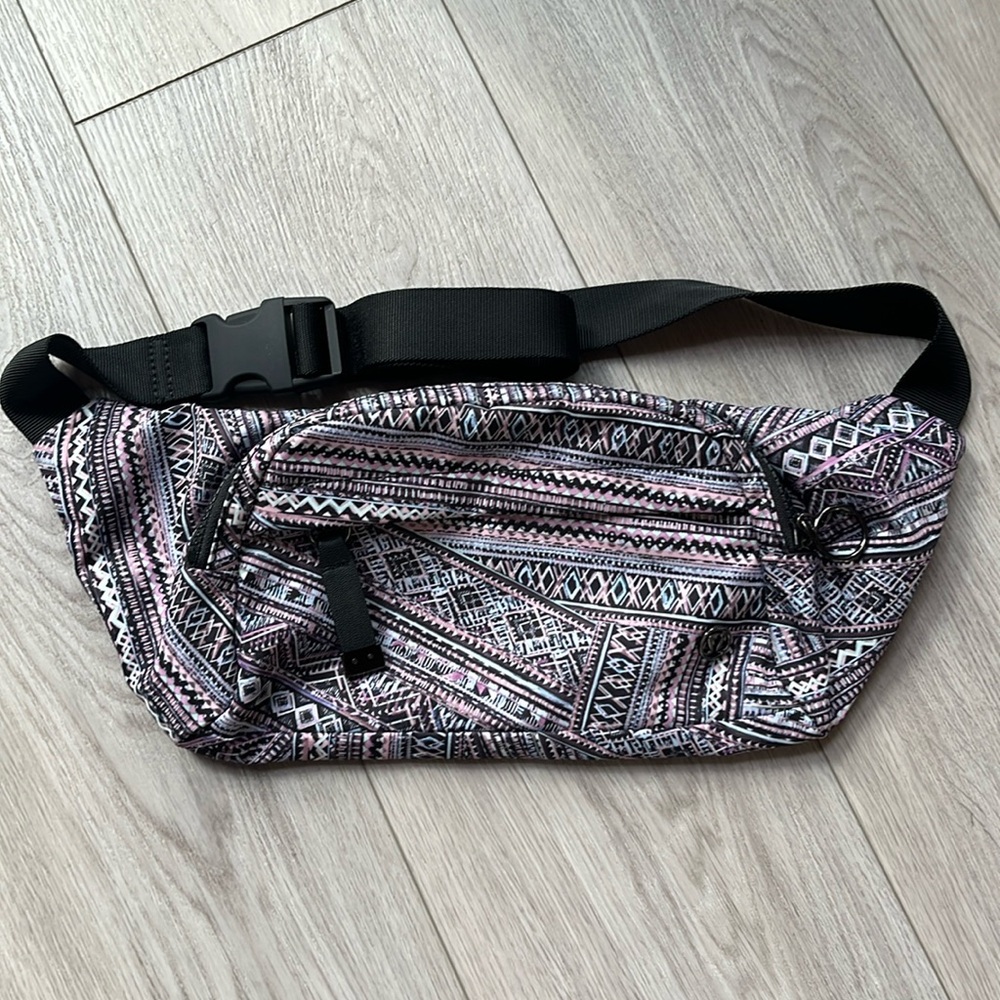 Lululemon Belt Bag